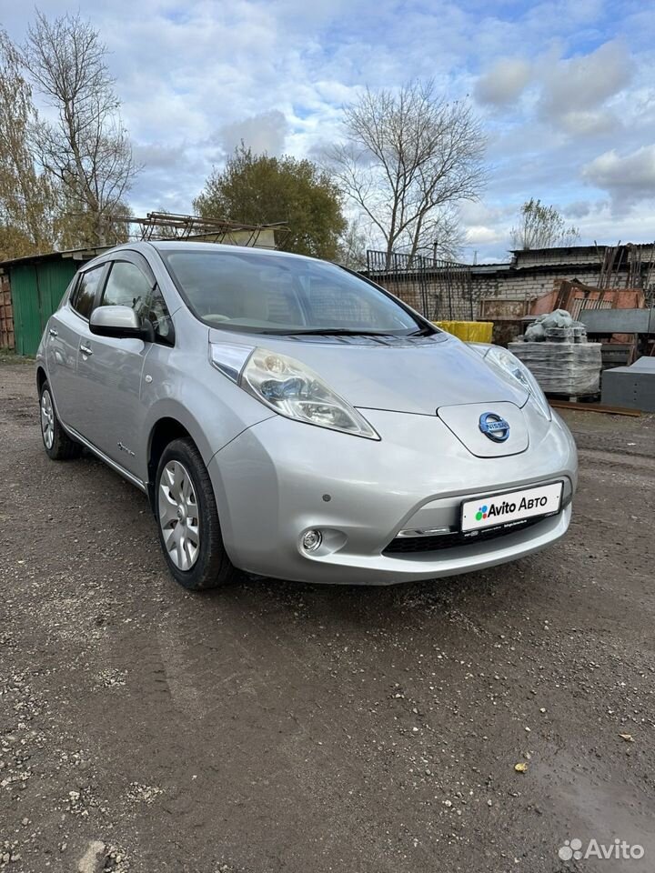 Nissan Leaf AT, 2011, 72 800 км