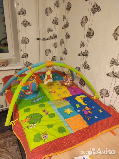 Развивающий коврик