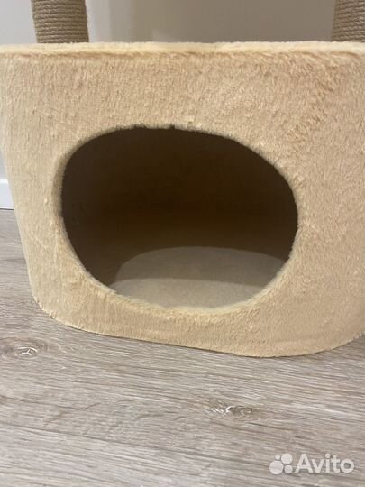 Домик для кошки с когтеточкой
