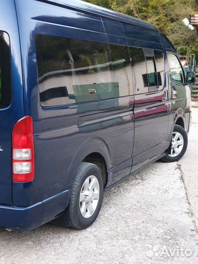 Трансферы легковыми авто и автобусами до 50 мест