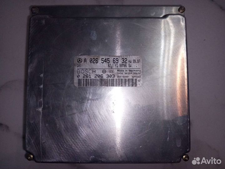 Блок управления дигатетелем w220 w163 м113 4.3