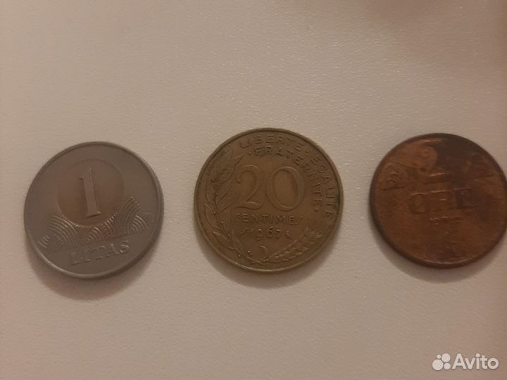 Продаются монеты