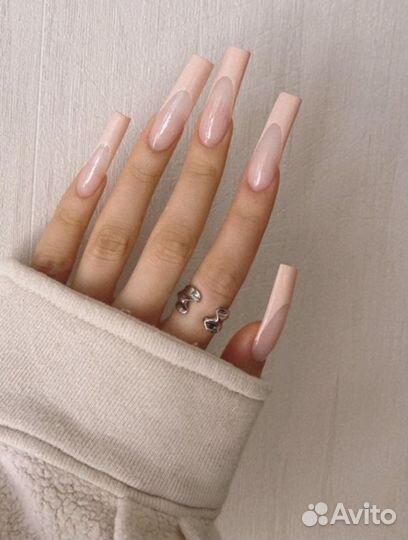Наращивание длинных ногтей