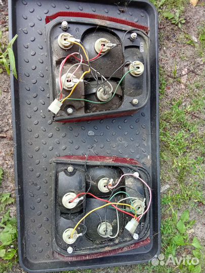 Задние фонари