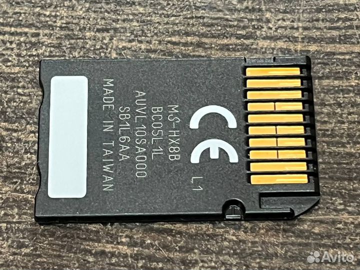 Карта памяти Sony Memory Stick Pro-HG Duo 8gb PSP