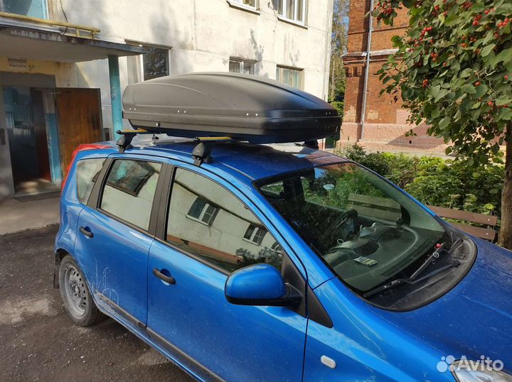 Автобокс на крышу автомобиля