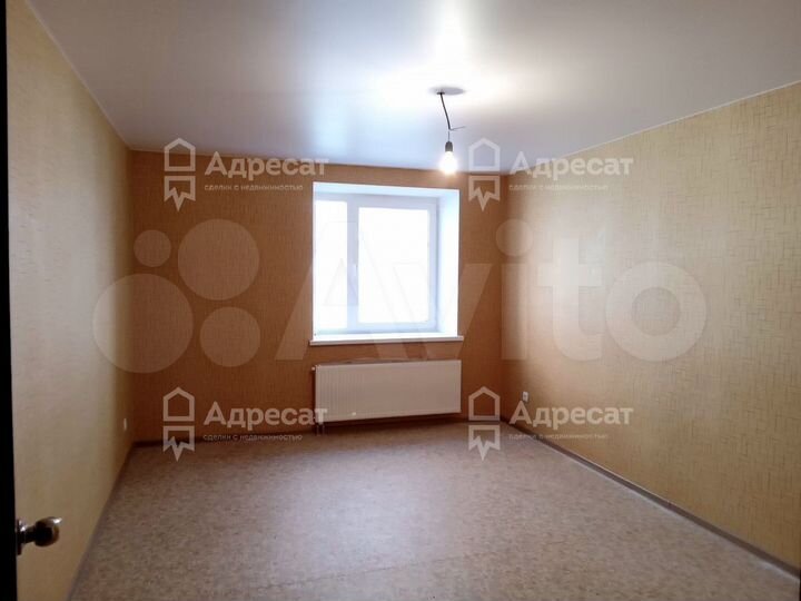 2-к. квартира, 58,2 м², 1/10 эт.