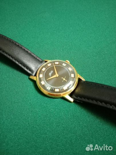 Часы зим СССР позолоченные