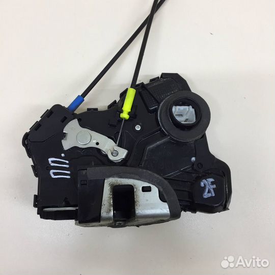 Замок двери передней правой Toyota Auris E150 2006