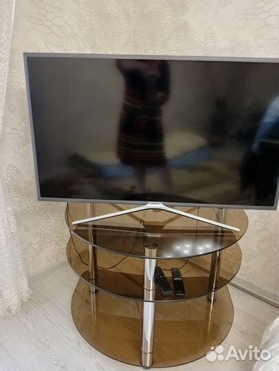 Тумба под телевизор