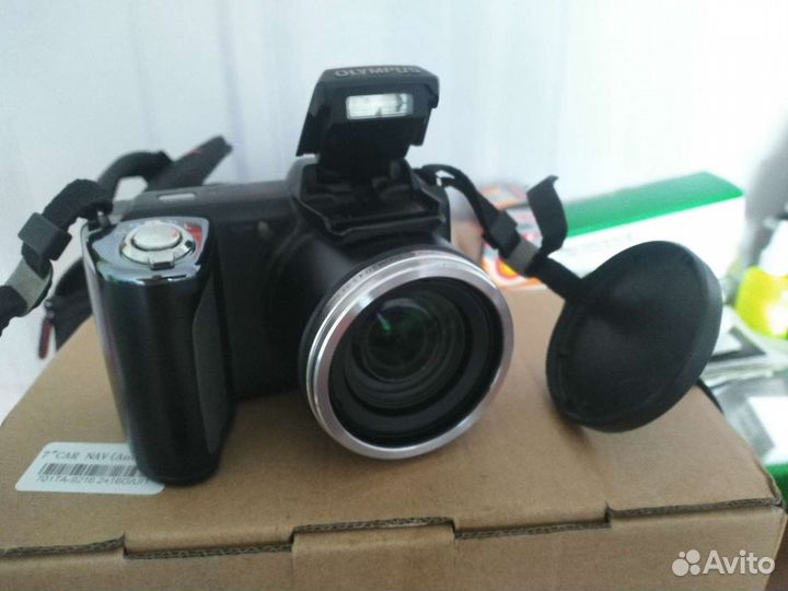 Полупрофессиональный фотоаппарат