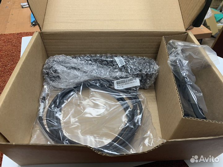 Ip-телефон Polycom VVX 500