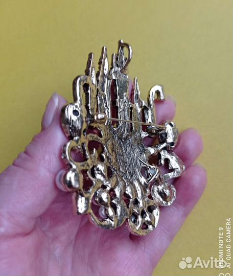 Брошь Райские птички. замок.Новые