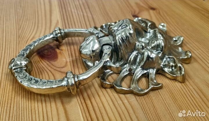 Ручка на входную дверь «Солнечный лев»