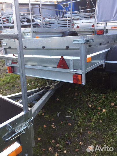 Прицеп 1,7х1.3 м с тентом