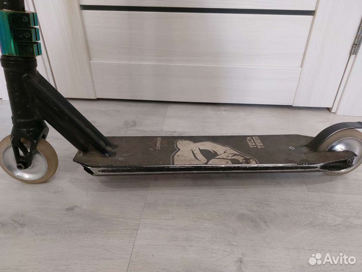 Трюковой самокат tech team