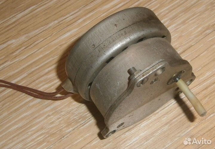 Двигатель СССР дсм2-П-220-50 1962г.в