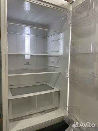 Холодильник lg