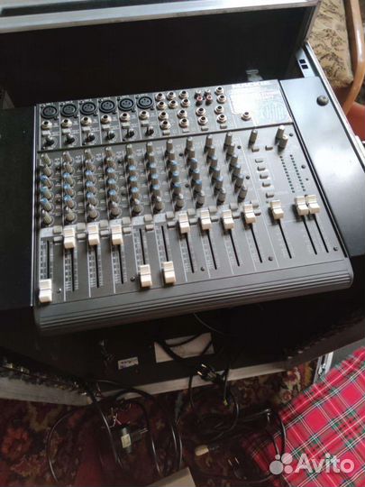 Комплект студийного оборудования