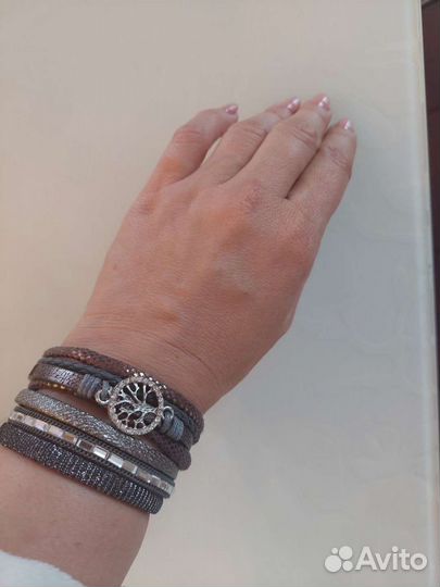 Браслет из натуральных камней и бижутерия