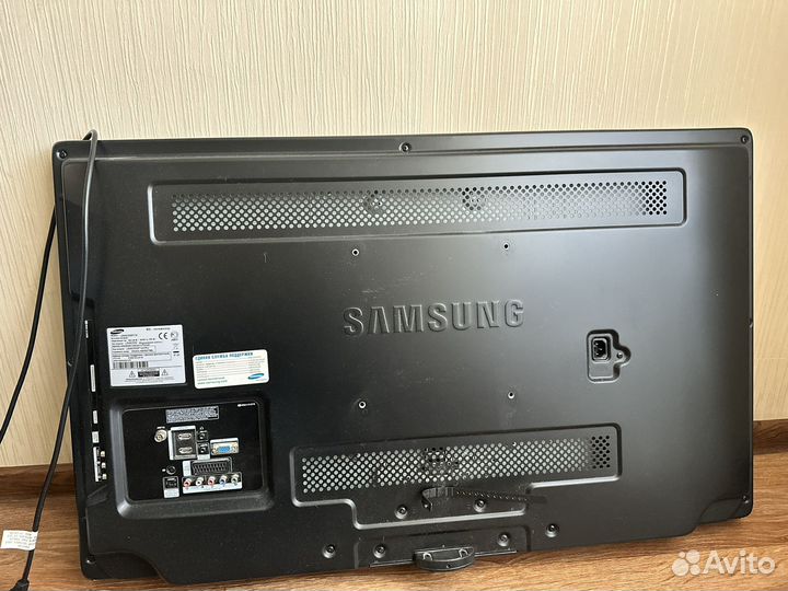 Телевизор samsung