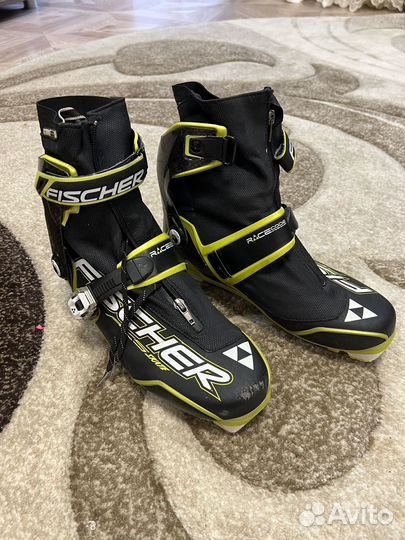 Лыжные ботинки fischer