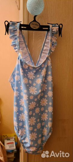 Купальник для девочки 134 140 новый