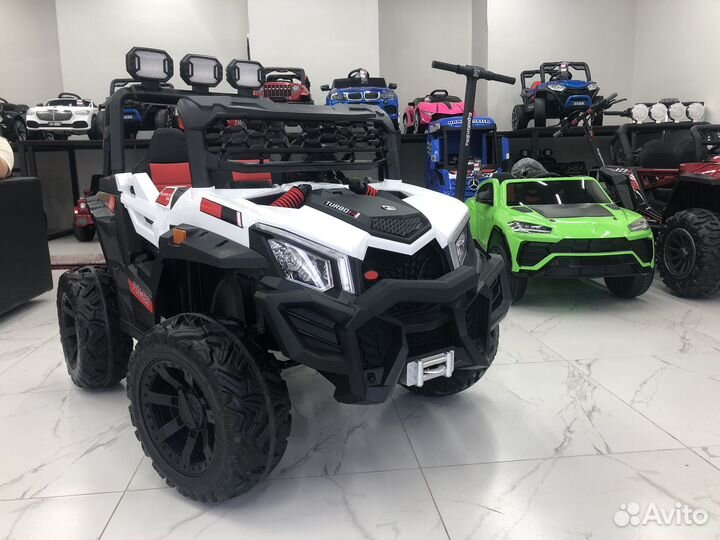 Джипы внедорожники на пульте