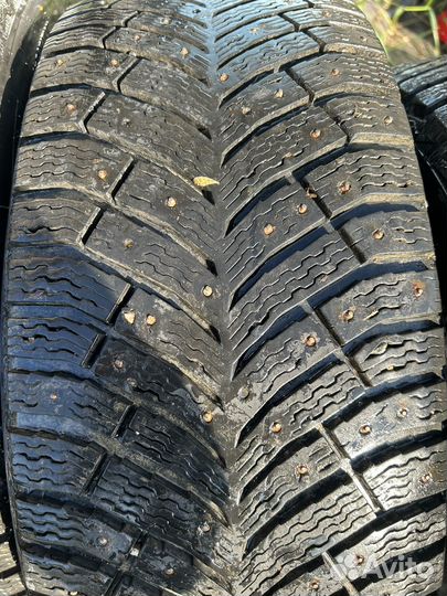 Michelin X-Ice North 4 235/55 R19
