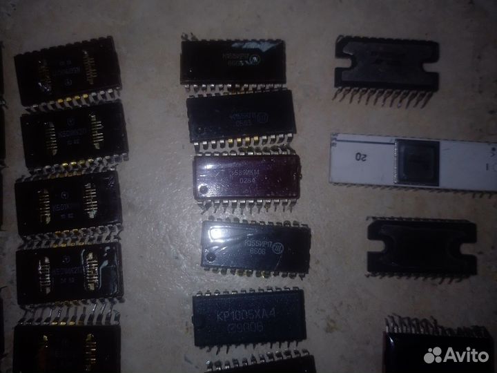 Микросхемы СССР к145, к501, км1802