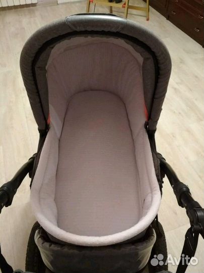 Коляска Tutis Smart