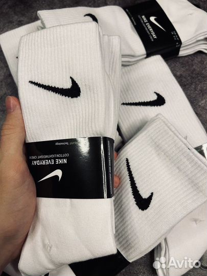 Носки Nike белые