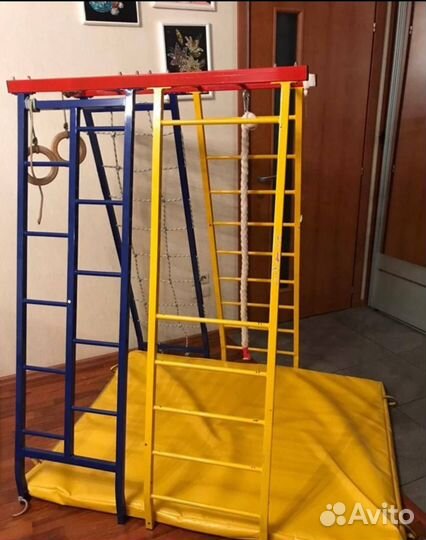 Детская шведская стенка