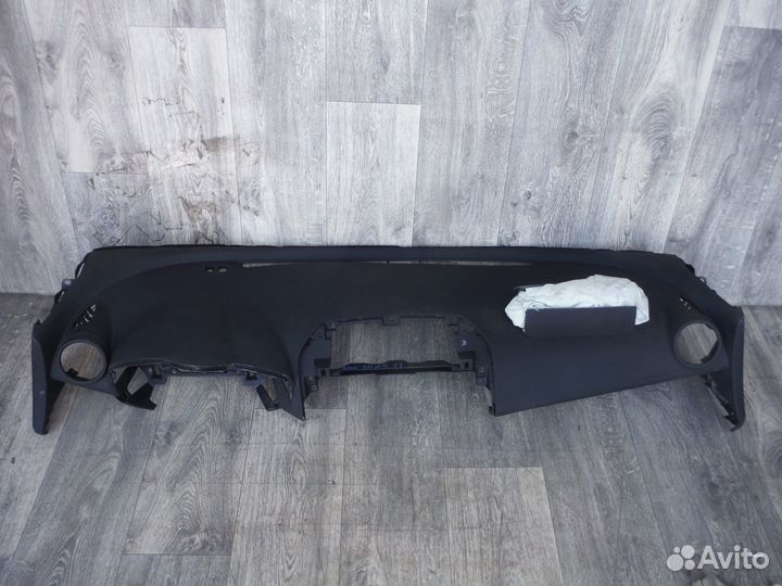 Торпеда (панель приборов) Toyota RAV 4 XA30 2010