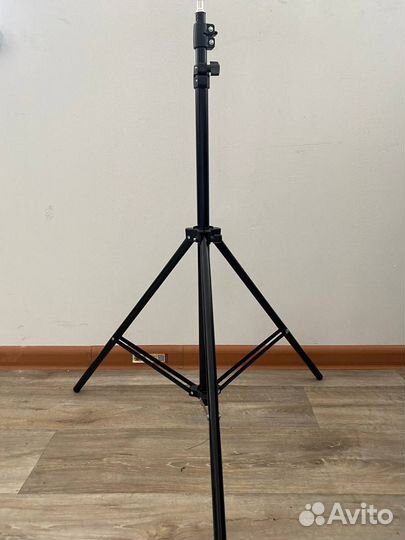 Штатив универсальный без опций (68-210см)