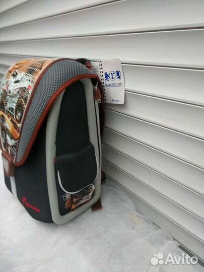 Рюкзак для школы / Магазин