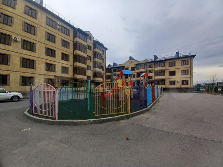 2-к. квартира, 66 м², 3/5 эт.