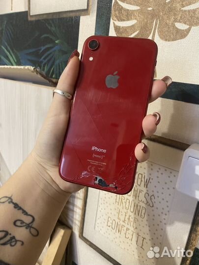 iPhone Xr, 64 ГБ