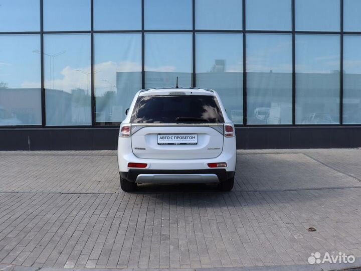 Mitsubishi Outlander 2.0 CVT, 2014, 441 138 км