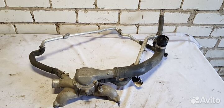 Audi A8 D4 6.3 fsi w12 Корпус Термостата