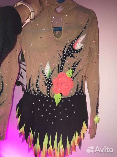 Купальник для художественной гимнастики