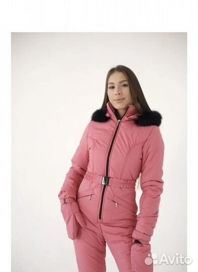 Женский зимний комбинезон 40