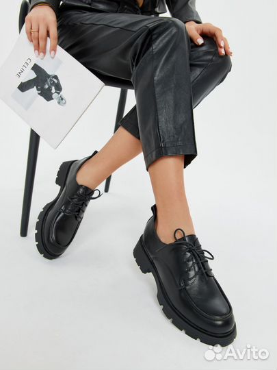 Лоферы полуботинки женские