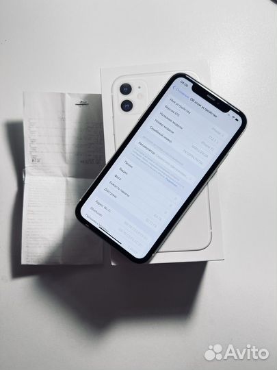 iPhone 11, 64 ГБ