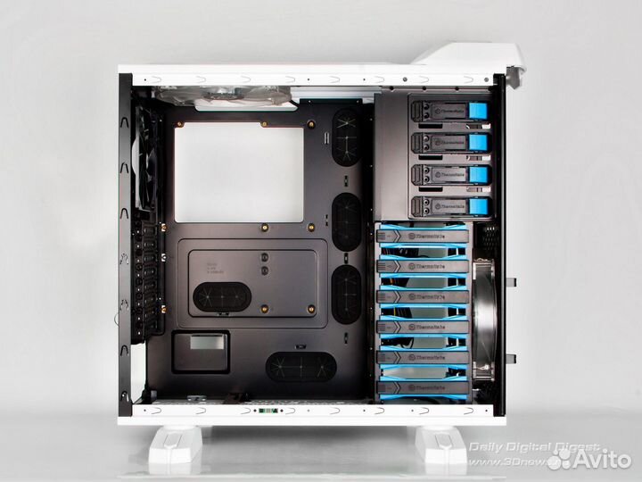 Корпус Thermaltake Armor revo Snow Edition