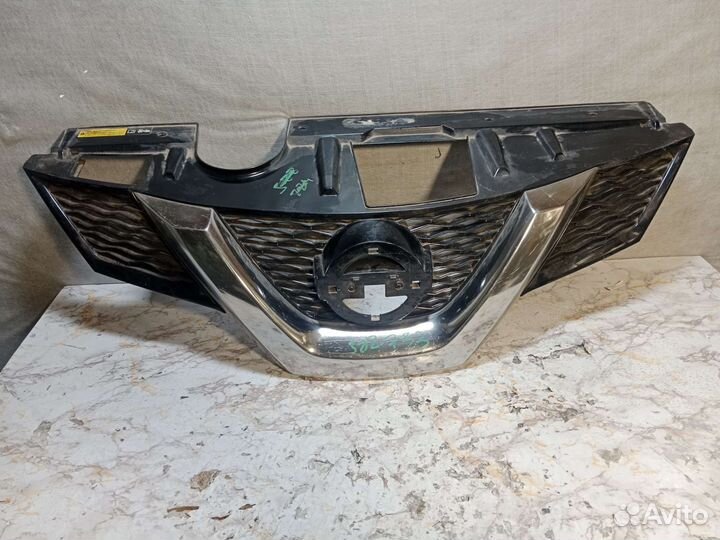 Решетка радиатора Nissan x-trail T32