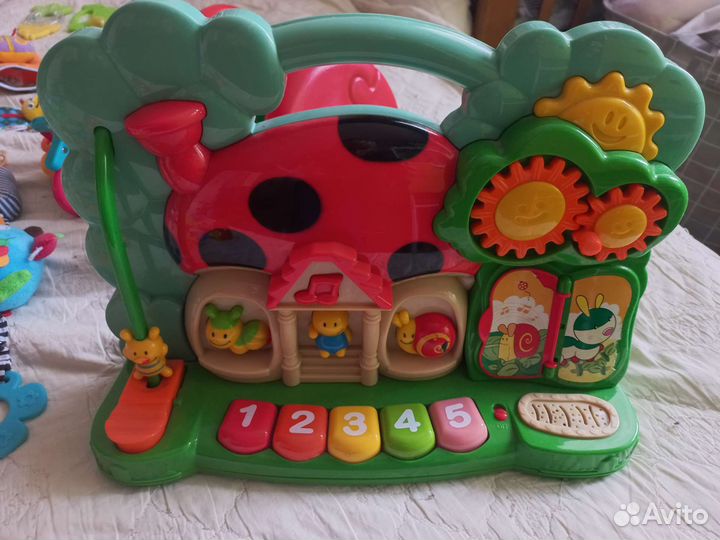 Игрушки до года Lamaze, Tiny Love, BabyGo