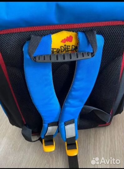 Школьный рюкзак