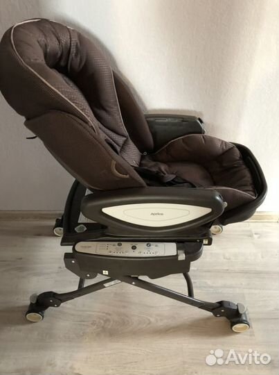 Колыбель/ стульчик для кормления