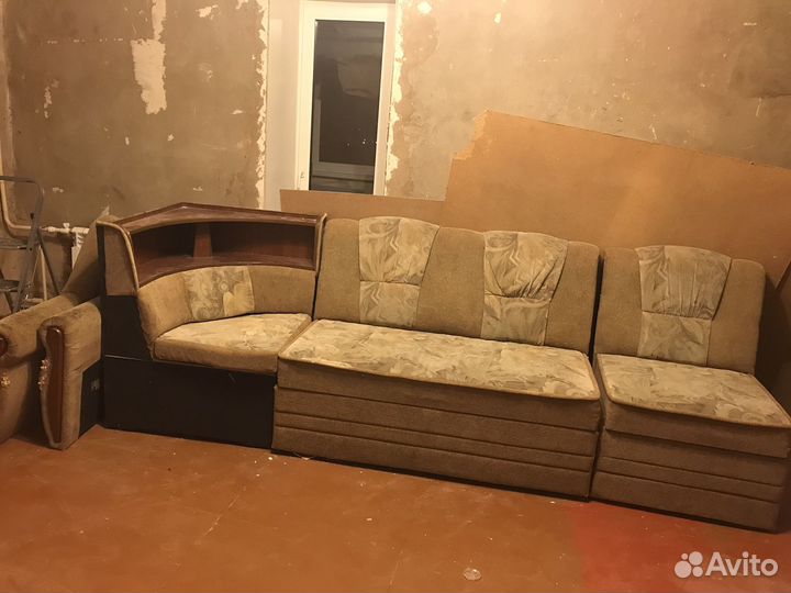Угловой диван бу